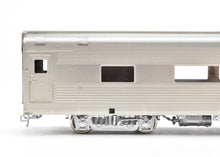 Load image into Gallery viewer, HO Brass Shoreham Shops CB&Q - Burlington Route 50-Seat Coach F/P "Silver Spear"