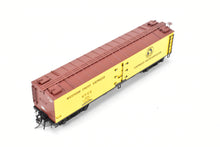 Load image into Gallery viewer, HO Brass Shoreham Shops GN - Great Northern WFEX - Western Fruit Express 50 Foot Express Reefer F/P #475