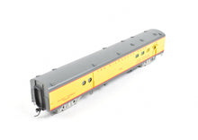 Load image into Gallery viewer, HO Brass Soho MILW - Milwaukee Road #1226 Baggage-RPO Custom Painted