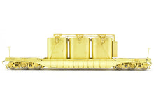 Load image into Gallery viewer, HO Brass OMI - Overland Models, Inc. C&O - Chesapeake & Ohio Greenville 55' Well Car w/ Transformer Load