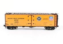 Load image into Gallery viewer, HO Brass CIL - Challenger Imports PFE - Pacific Fruit Express R-40-10 Refrigerator Car FP #41465