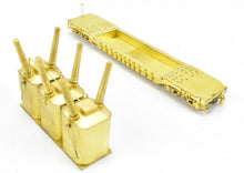 Load image into Gallery viewer, HO Brass OMI - Overland Models, Inc. C&O - Chesapeake & Ohio Greenville 55' Well Car w/ Transformer Load