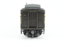Load image into Gallery viewer, HO Brass W&R Enterprises NP - Northern Pacific Baggage Car Nos. 1500 - 1515 Custom Painted Pine Tree No. 1512