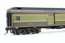 Load image into Gallery viewer, HO Brass W&R Enterprises NP - Northern Pacific Baggage Car Nos. 1500 - 1515 Custom Painted Pine Tree No. 1512