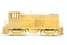 Load image into Gallery viewer, HO Brass NWSL - Northwest Short Line Various Roads General Electric 70-Ton End Cab
