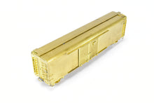 Load image into Gallery viewer, HO Brass Railworks PRR - Pennsylvania Railroad X-33 50' Round Roof Box Car W/End Doors