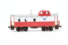 Load image into Gallery viewer, HO Brass OMI - Overland Models, Inc. WAB - Wabash Streamlined Cupola Caboose FP No. 2813