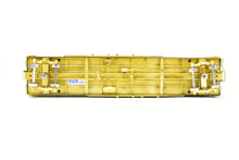 Load image into Gallery viewer, HO Brass Railworks PRR - Pennsylvania Railroad X-33 50' Round Roof Box Car W/End Doors