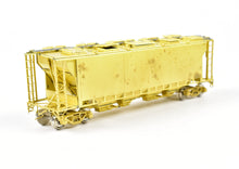 Load image into Gallery viewer, HO Brass OMI - Overland Models, Inc. CPR - Canadian Pacific Slab Side Covered Hopper (S-20-C110 Series)