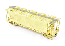 Load image into Gallery viewer, HO Brass OMI - Overland Models, Inc. CPR - Canadian Pacific Slab Side Covered Hopper (S-20-C110 Series)