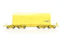 Load image into Gallery viewer, HO Brass CON OMI - Overland Models, Inc. UP - Union Pacific NASA Shuttle Solid Rocket Motor Rail Car Factory Painted No. 50023