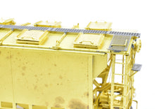 Load image into Gallery viewer, HO Brass OMI - Overland Models, Inc. CPR - Canadian Pacific Slab Side Covered Hopper (S-20-C110 Series)