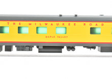 Load image into Gallery viewer, HO Brass Soho MILW - Milwaukee Road #411 Diner Custom Painted