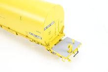 Load image into Gallery viewer, HO Brass CON OMI - Overland Models, Inc. UP - Union Pacific NASA Shuttle Solid Rocket Motor Rail Car Factory Painted No. 50023