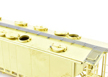 Load image into Gallery viewer, HO Brass OMI - Overland Models, Inc. CPR - Canadian Pacific Slab Side Covered Hopper SC-20 C194A Version