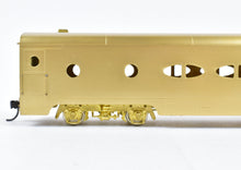 Load image into Gallery viewer, HO Brass TCY - The Coach Yard GN - Great Northern 68-Seat Chair Car "Pendulum Car"