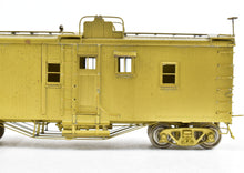 Load image into Gallery viewer, HO Brass key Imports ATSF - Santa Fe Caboose "Hollywood" Way Car with Open Air Seats