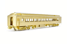 Load image into Gallery viewer, HO Brass W&R Enterprises NP - Northern Pacific Arch Window Coach Nos. 1370 - 1379