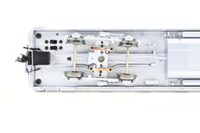 Load image into Gallery viewer, O Atlas “O" CB&Q/D&RGW/WP California Zephyr Dining Car WP - Western Pacific “Silver Platter”