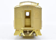 Load image into Gallery viewer, HO Brass W&R Enterprises NP - Northern Pacific Arch Window Coach Nos. 1370 - 1379