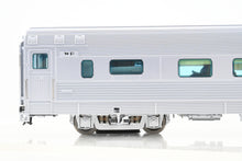 Load image into Gallery viewer, O Atlas “O" CB&Q/D&RGW/WP California Zephyr 16-Section Sleeping Car WP - Western Pacific “Silver Palm”