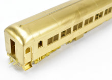 Load image into Gallery viewer, HO Brass W&R Enterprises NP - Northern Pacific Arch Window Coach Nos. 1350 - 1366