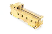 Load image into Gallery viewer, HO Brass Signal House Models, Inc. CB&Q - Burlington Route Wood Caboose