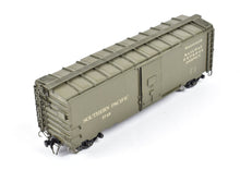 Load image into Gallery viewer, HO Brass Beaver Creek SP - Southern Pacific B-50-24 Express Boxcar No. 5749 FP