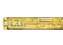 Load image into Gallery viewer, HO Brass W&R Enterprises NP - Northern Pacific Arch Window Coach Nos. 1350 - 1366