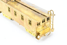 Load image into Gallery viewer, HO Brass Signal House Models, Inc. CB&Q - Burlington Route Wood Caboose