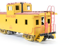 Load image into Gallery viewer, O Brass U.S. Hobbies UP - Union Pacific CA-4 Steel Cupola Caboose CP No. 3821