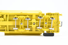 Load image into Gallery viewer, HO Brass CON OMI - Overland Models, Inc. UP - Union Pacific NASA Shuttle Solid Rocket Motor Rail Car Factory Painted No. 50029