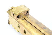 Load image into Gallery viewer, HO Brass Signal House Models, Inc. CB&Q - Burlington Route Wood Caboose