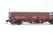 Load image into Gallery viewer, HOn3 Blackstone Models D&RGW - Denver & Rio Grande Western Drop Bottom Gondola Flying Grande Herald No. 845