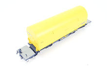 Load image into Gallery viewer, HO Brass CON OMI - Overland Models, Inc. CSXT - CSX Transportation NASA Shuttle Solid Rocket Motor Rail Car Factory Painted No. 600514