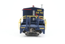 Load image into Gallery viewer, HO Brass OMI - Overland Models, Inc. N&W - Norfolk & Western R-1 Transfer Caboose Factory Painted No. 518742