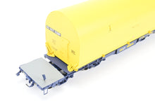 Load image into Gallery viewer, HO Brass CON OMI - Overland Models, Inc. CSXT - CSX Transportation NASA Shuttle Solid Rocket Motor Rail Car Factory Painted No. 600514