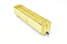 Load image into Gallery viewer, HO Brass OMI - Overland Models, Inc. ATSF - Santa Fe SFRD RR-30 Class 50' Ice Bunker Steel Refrigerator Car