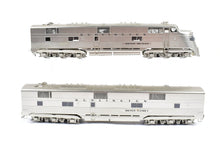Load image into Gallery viewer, HO Brass CIL - Challenger Imports CB&Q - Burlington Route EMD E5 A/B Set FP 9912A "Silver Meteor"