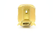 Load image into Gallery viewer, HO Brass Oriental Limited GN - Great Northern Heavyweight Coach #990-995