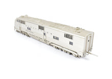 Load image into Gallery viewer, HO Brass CIL - Challenger Imports CB&Q - Burlington Route EMD E5 A/B Set FP 9912A "Silver Meteor"