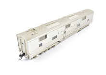 Load image into Gallery viewer, HO Brass CIL - Challenger Imports CB&Q - Burlington Route EMD E5 A/B Set FP 9912A "Silver Meteor"