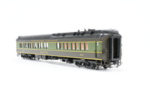 Load image into Gallery viewer, HO Brass CIL - Challenger Imports NP - Northern Pacific HW Dining Car Factory Painted Pine Tree No. 1693