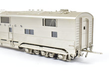 Load image into Gallery viewer, HO Brass CIL - Challenger Imports CB&Q - Burlington Route EMD E5 A/B Set FP 9912A "Silver Meteor"