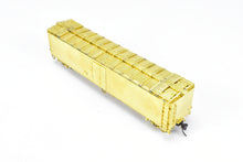Load image into Gallery viewer, HO Brass OMI - Overland Models, Inc. ATSF - Santa Fe SFRD RR-37 Class 50' Ice Bunker Wood Refrigerator Car