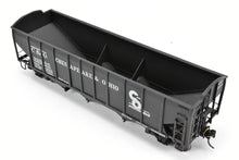 Load image into Gallery viewer, O Brass Max Gray C&O – Chesapeake & Ohio ACF Welded 70-Ton Tripple Hopper Custom Painted 92885