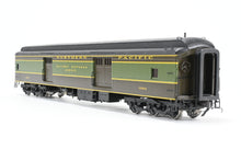 Load image into Gallery viewer, HO Brass W&R Enterprises NP - Northern Pacific Baggage Car Nos. 1500 - 1515 Factory Painted 1946 NCL Scheme No. 1504