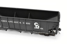 Load image into Gallery viewer, O Brass Max Gray C&O – Chesapeake & Ohio ACF Welded 70-Ton Tripple Hopper Custom Painted 92885