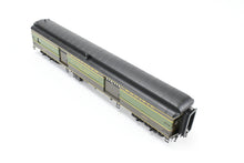 Load image into Gallery viewer, HO Brass W&R Enterprises NP - Northern Pacific Baggage Car Nos. 1500 - 1515 Factory Painted 1946 NCL Scheme No. 1504