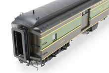 Load image into Gallery viewer, HO Brass W&R Enterprises NP - Northern Pacific Baggage Car Nos. 1500 - 1515 Factory Painted 1946 NCL Scheme No. 1504